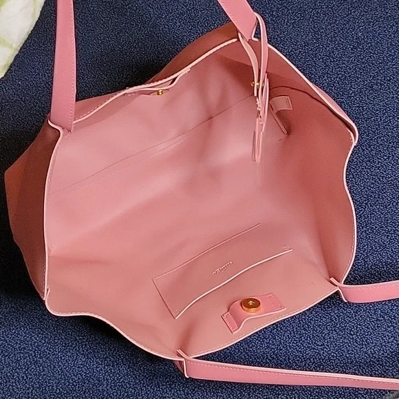Pink tote - Picture 3 of 8